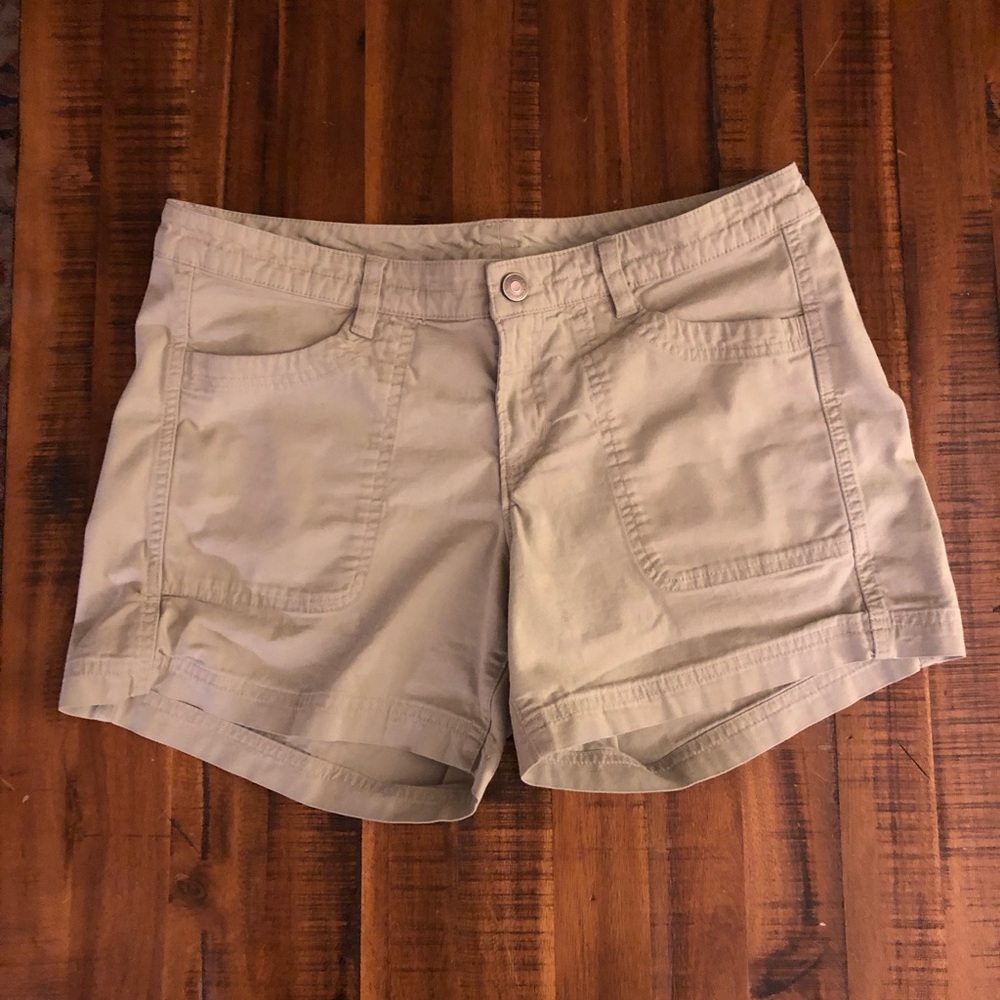 North Face womens khaki shirt size 10